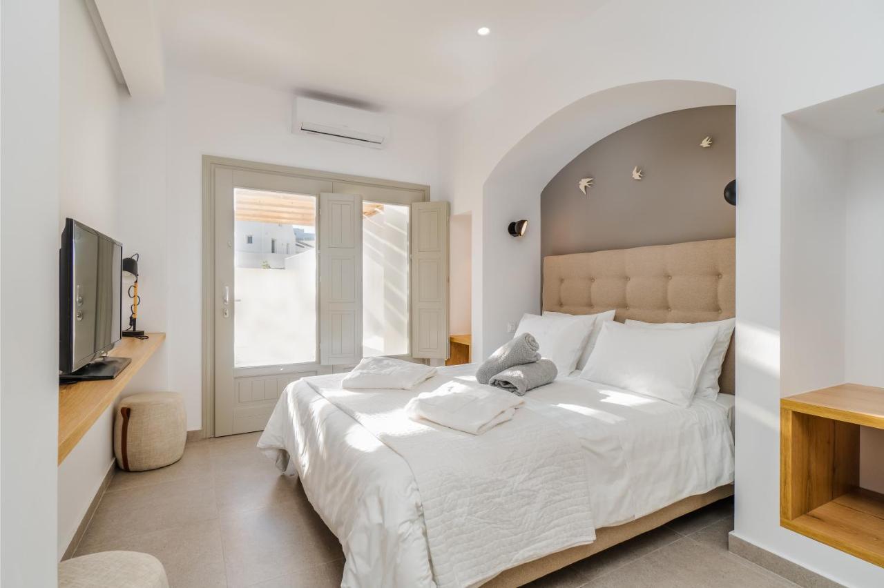 Symphony Suites Santorini Pýrgos Exteriér fotografie