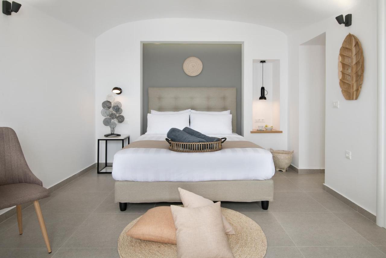 Symphony Suites Santorini Pýrgos Exteriér fotografie