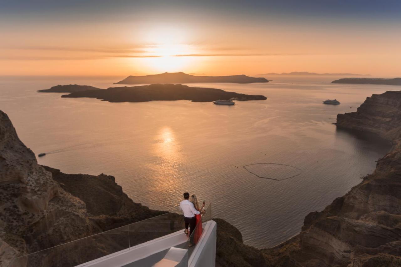 Symphony Suites Santorini Pýrgos Pokoj fotografie