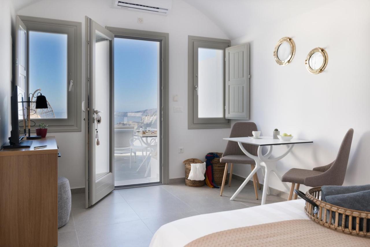 Symphony Suites Santorini Pýrgos Exteriér fotografie