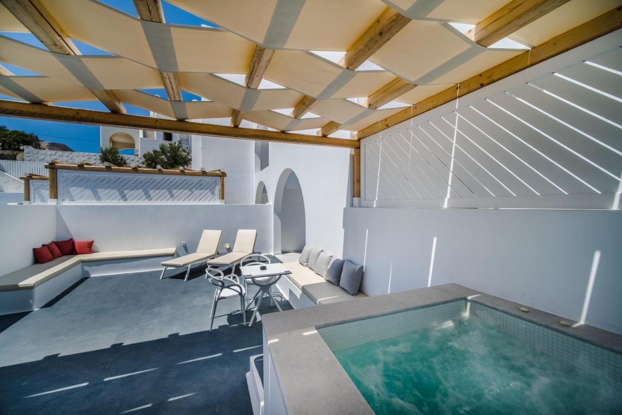 Symphony Suites Santorini Pýrgos Exteriér fotografie