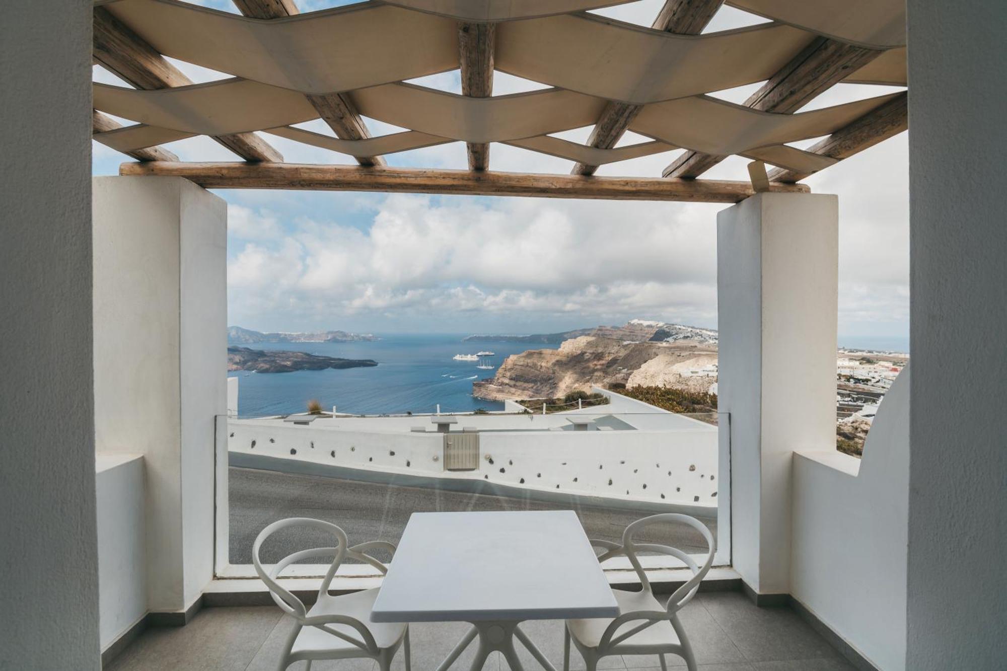 Symphony Suites Santorini Pýrgos Exteriér fotografie